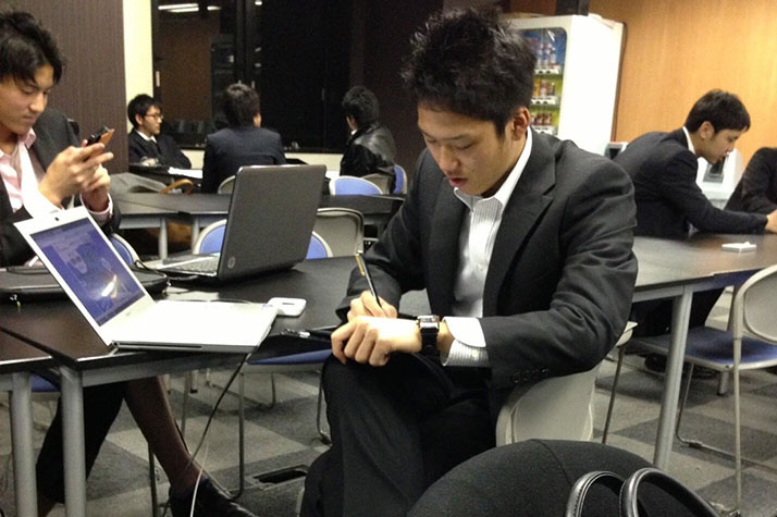 真摯さの欠落