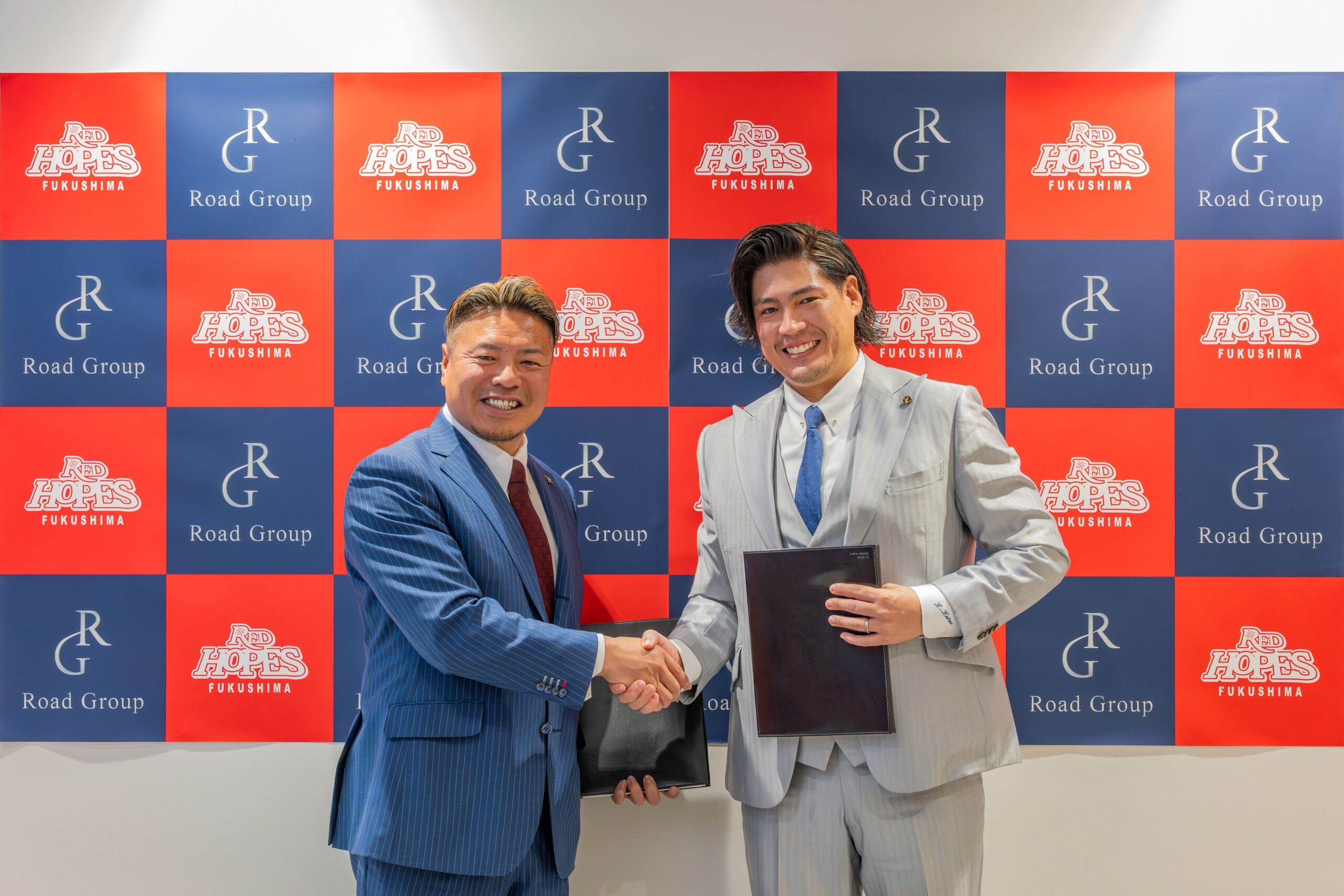 資本業務提携発表の様子1